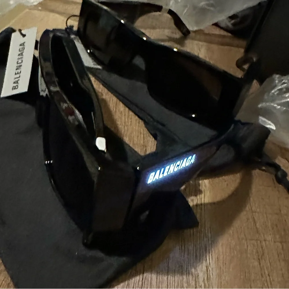 100% AUTHENTIC LED BALENCIAGA GLASSES never been worn before.. only 3 left